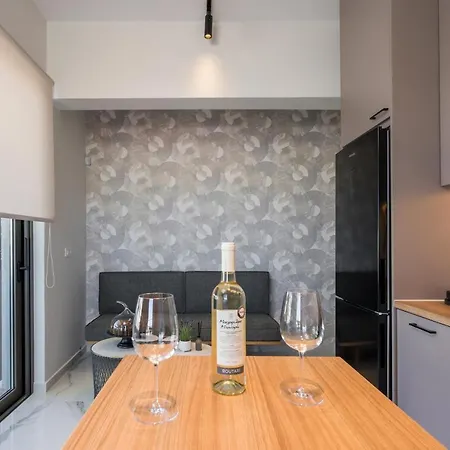 Orama Luxury Apartment *