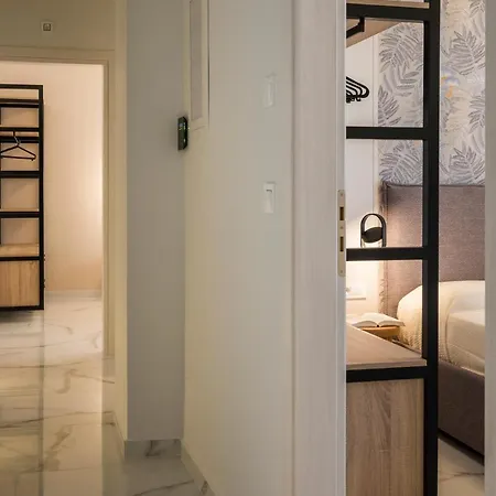 Orama Luxury Apartment *